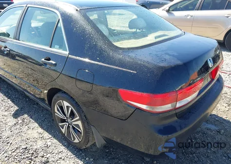 2003 Honda Accord 2.4 Lx z USA, uszkodzony, nr VIN 1HGCM56363A027624